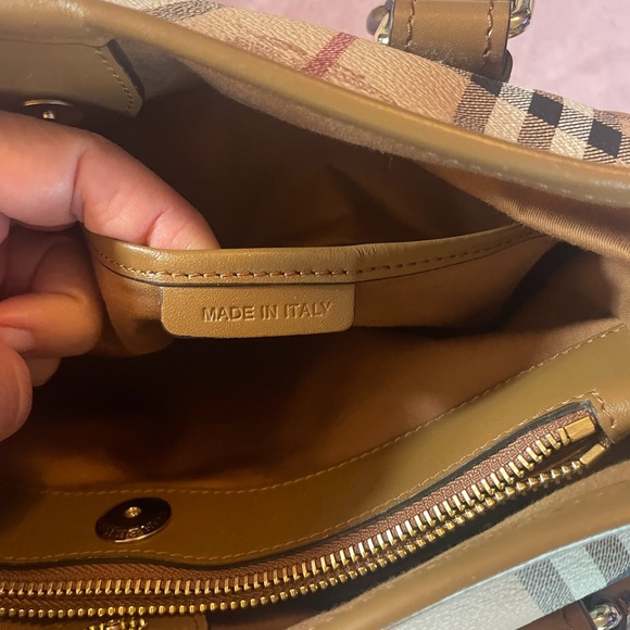 Burberry Brown and Cream Shoulder Bag with Iconic Check Pattern - Picture 8 of 9